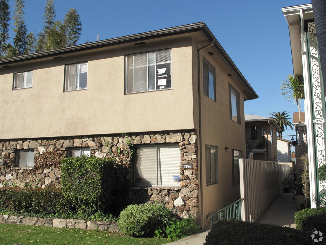 Building Photo - 233 Mira Mar Ave