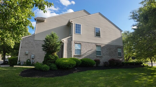 Building Photo - 3505 Thorngate Dr