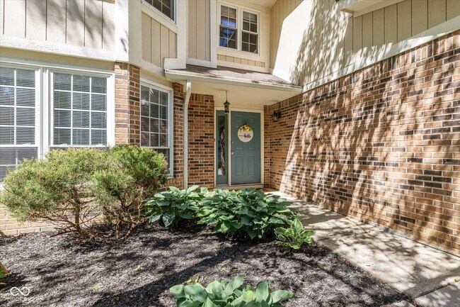 Foto del edificio - 10838 Geist Woods Ln