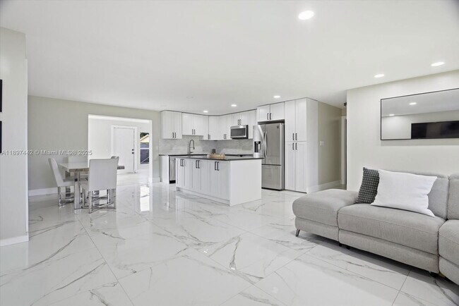 Photo - 6948 NW 8th St House