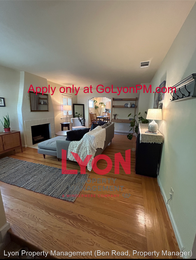 2 br, 2 bath House 541 Santa Ynez Way House for Rent in Sacramento