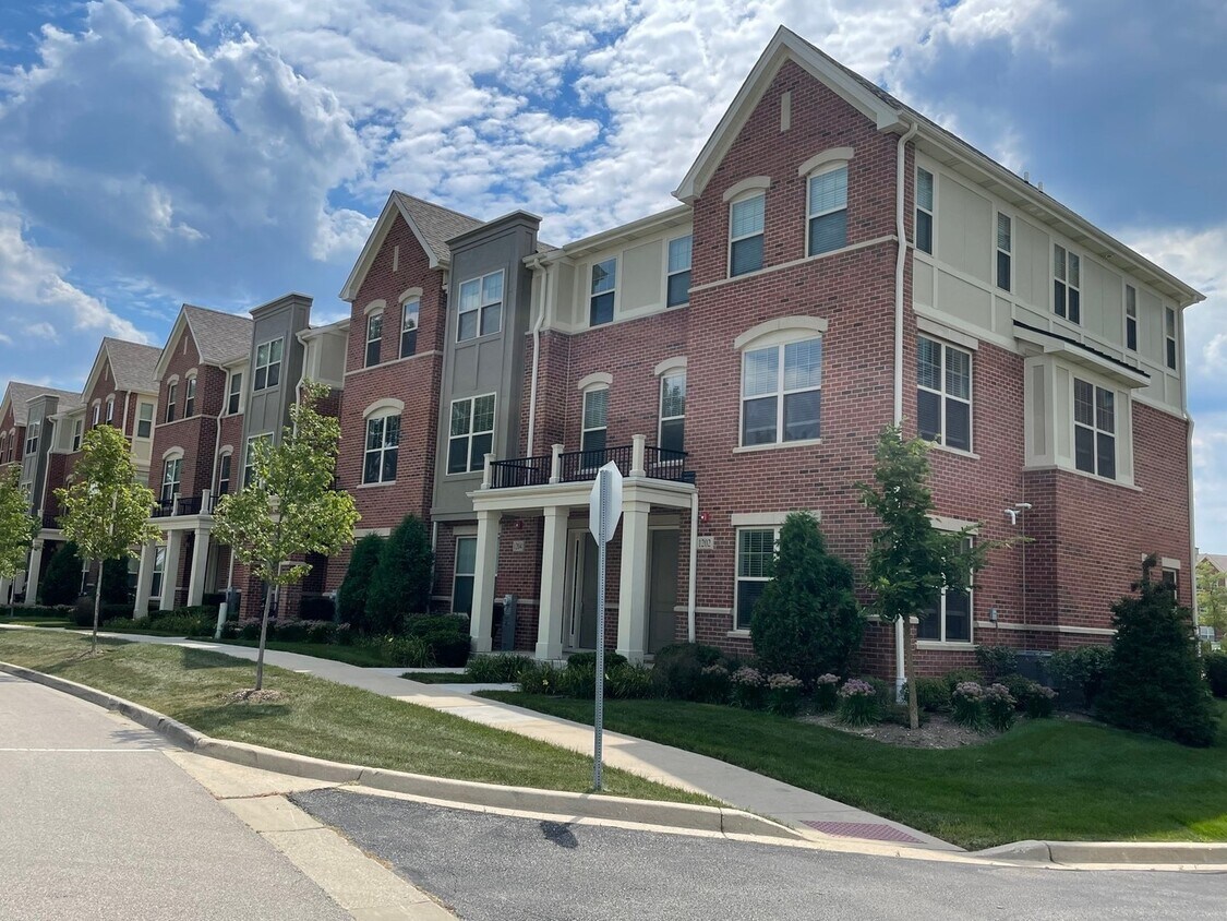 Foto principal - 1234 Byrne Blvd