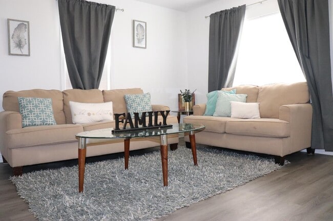 Photo - 44 W 2700 S Apartment