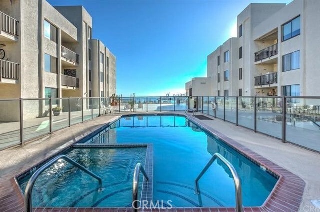 Building Photo - 1140 E Ocean Blvd