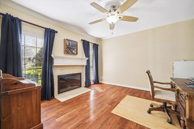 Foto del edificio - 1118 Sherfield Ridge Dr