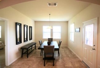 Building Photo - 2227 Leonetti Ln