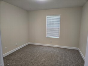 Building Photo - 2715 Hammetts Landing Walk