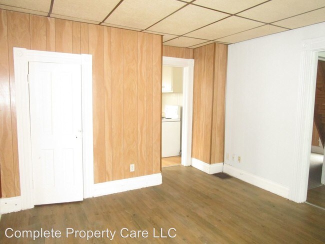 Building Photo - 2104-2106 S Jefferson St