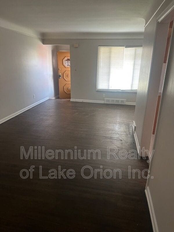 Building Photo - 19288 Lahser Rd