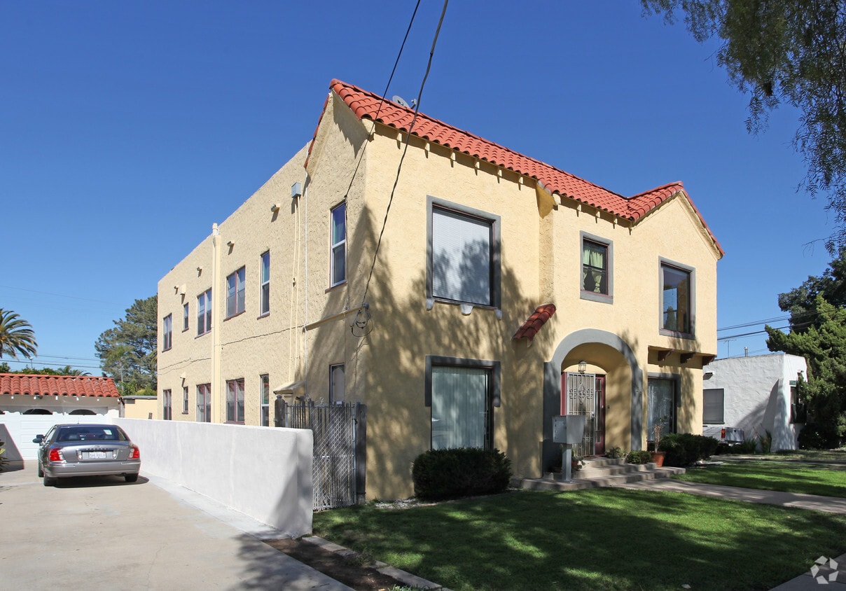 Primary Photo - 329 G St