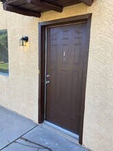 Building Photo - 463 E 8th Ave