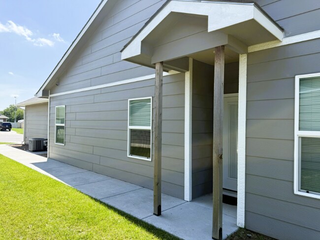 Foto del edificio - 8027 E 34th Ct S