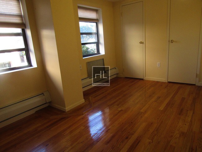 Foto del edificio - 2814 31st St