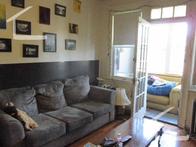 Building Photo - Brighton 2 bed available September 1st