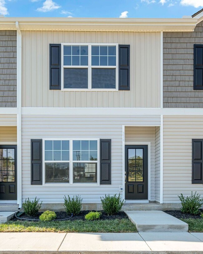 Foto del edificio - 2 Bedroom 2.5 Bath New Construction Townhome in Lavergne!