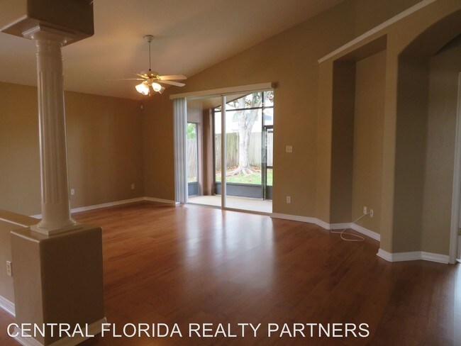 Building Photo - 2883 Strand Cir