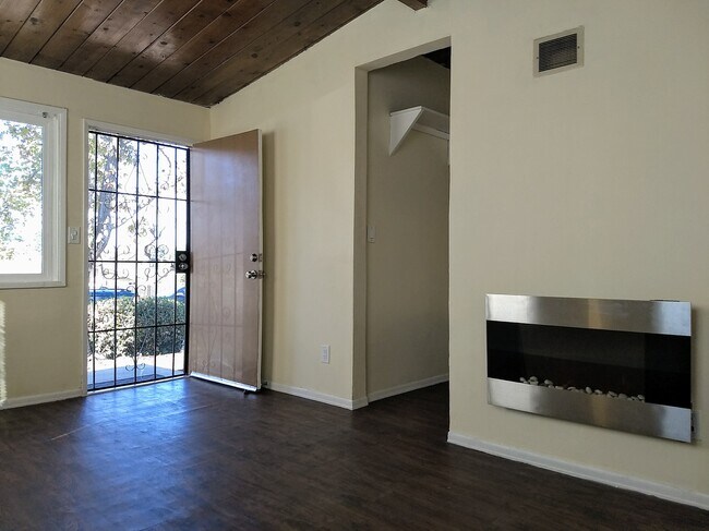 Foto del edificio - 5013 Williams Ave