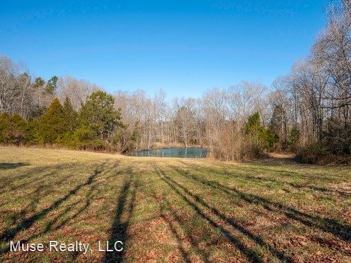 Building Photo - 4 br, 2.5 bath House - 8144 Park Place