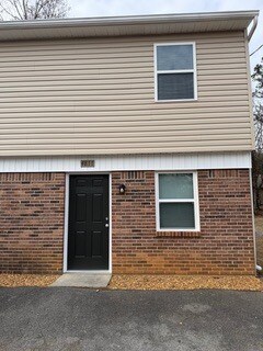 Foto del edificio - 4811 Frontage Rd NW