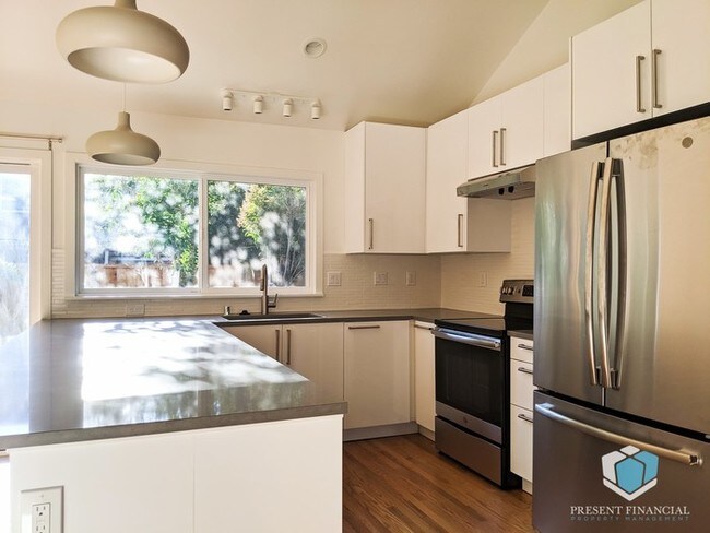 Building Photo - 1516 Condor Way