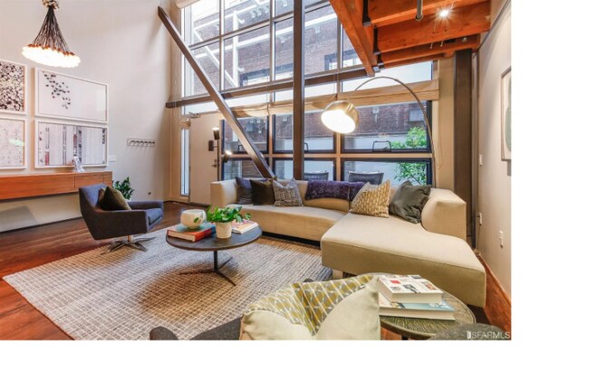Building Photo - 650 Delancey St