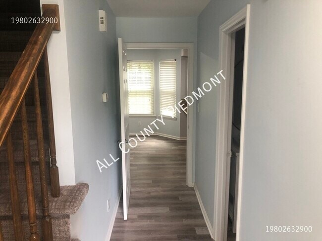 Foto del edificio - 10009 Rockwood Rd