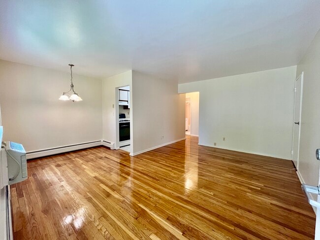 Building Photo - 209 Washington Dr