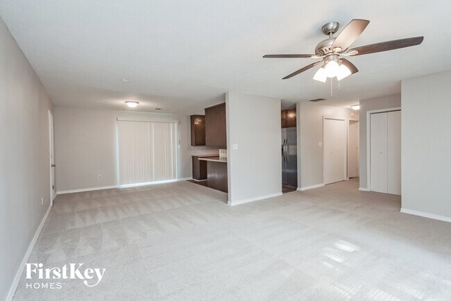 Building Photo - 2281 Briarwood Cir SW
