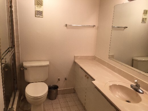 Foto del edificio - Spacious 2 Bedroom Apartment