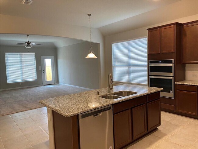 Building Photo - 4109 Smokey Hill Ct