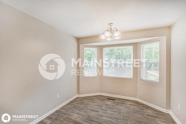 Building Photo - 516 Eastbrook Dr, Birmingham, AL 35215