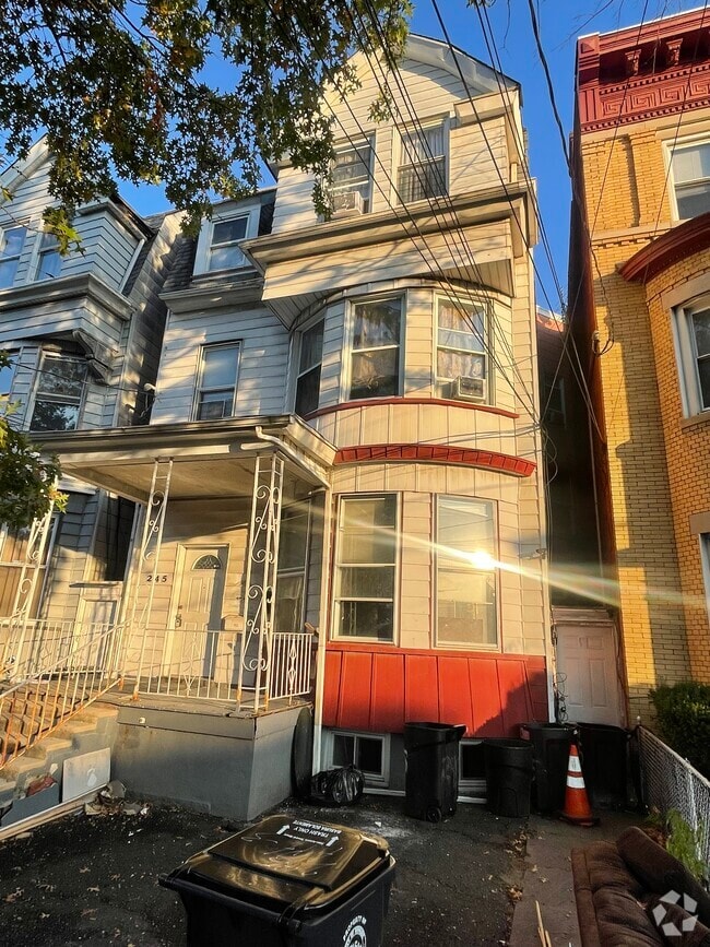 Building Photo - 245 Mount Prospect Ave
