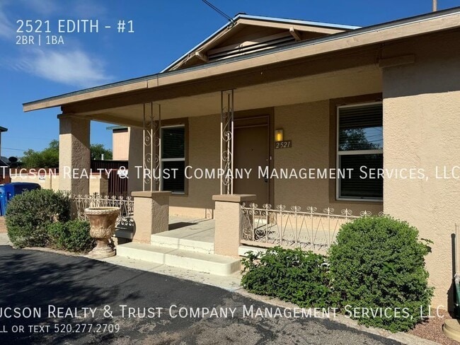 Building Photo - Welcome to our charming 2-bedroom, 1-bathr...