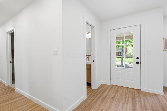 Foto del edificio - 322 Arden Rd