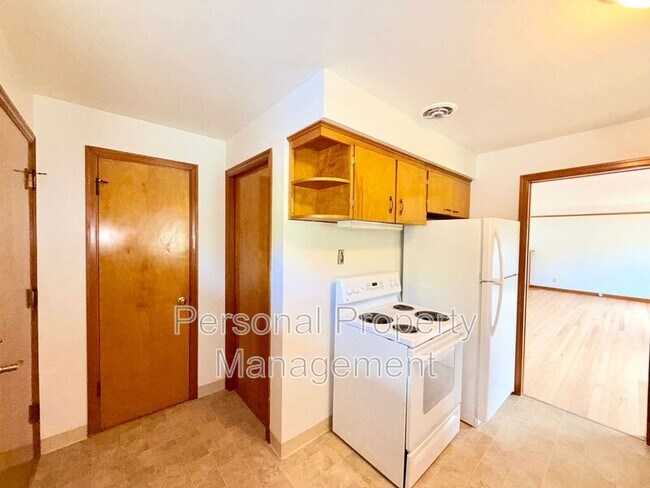 Foto del edificio - 4215 NW Lavina St