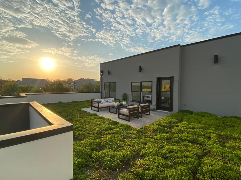 Foto principal - 927 Kennedy St NW