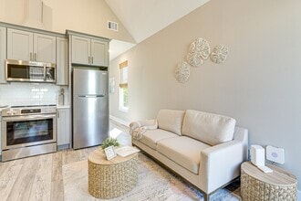 Building Photo - 1411 30th St