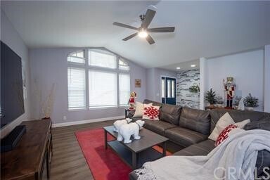 Building Photo - 9541 Fox Dr