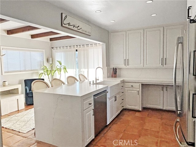 Foto del edificio - 22620 Marjorie Ave