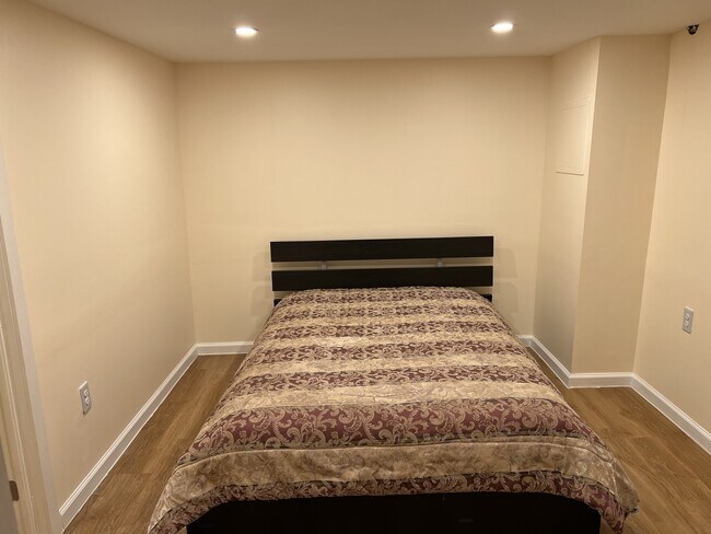 Foto del edificio - 218 Lynhaven Dr