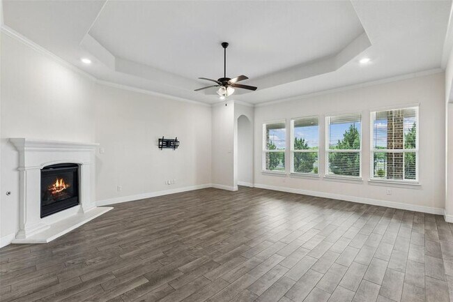 Foto del edificio - 2513 Loudon St W