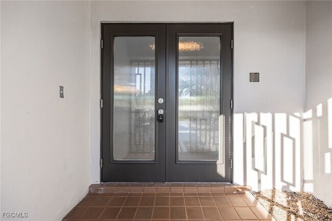 Foto del edificio - 5308 Shalley Cir E