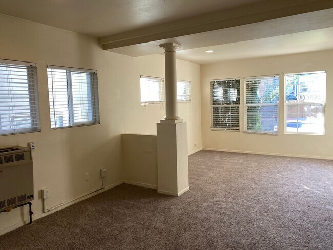 Foto del edificio - 4546 19th Ave NE