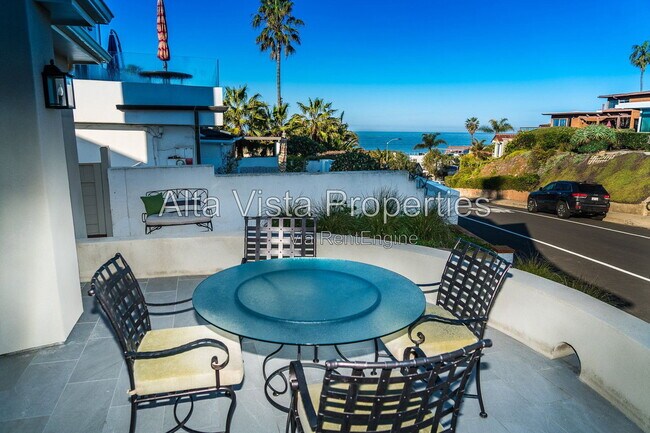 Foto del edificio - 5606 Dolphin Pl