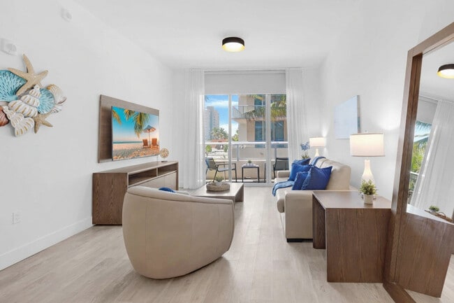 Foto del edificio - 777 N Ocean Dr