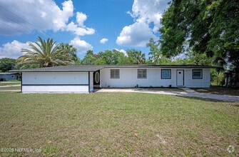 Building Photo - 2565 Burlingame Dr W