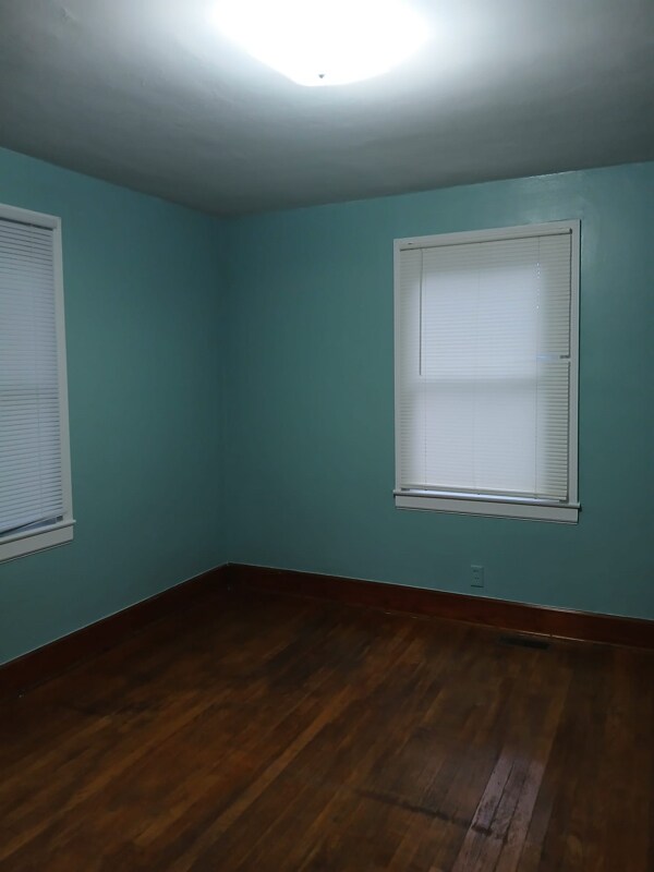 Foto del edificio - 1555 Myrtle Ave