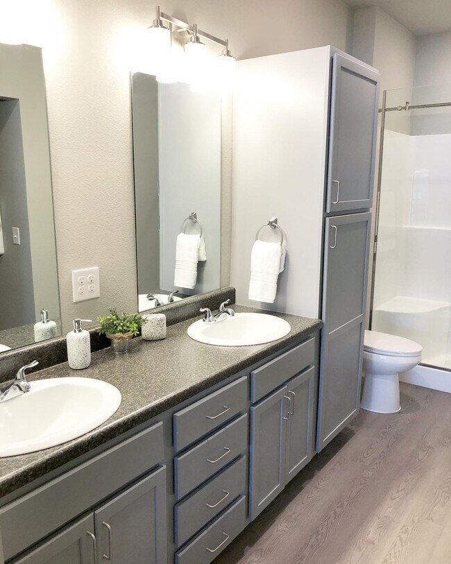 Chalet Apartments Apartments 1400 W Blue Starr Dr Claremore, OK