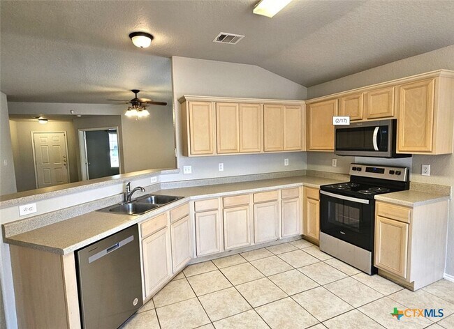 Foto del edificio - 3321 Whisper Bluff