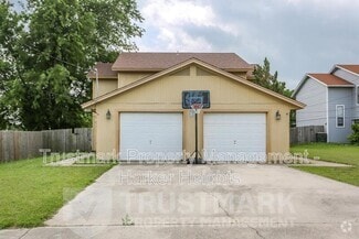 Building Photo - 4506 Lago Cir
